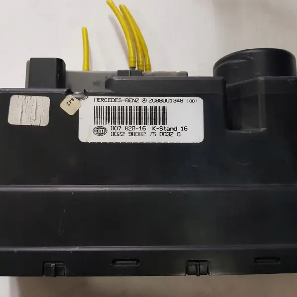 Pompe de verrou Mercedes OEM A2088001348 - Occasion image 4
