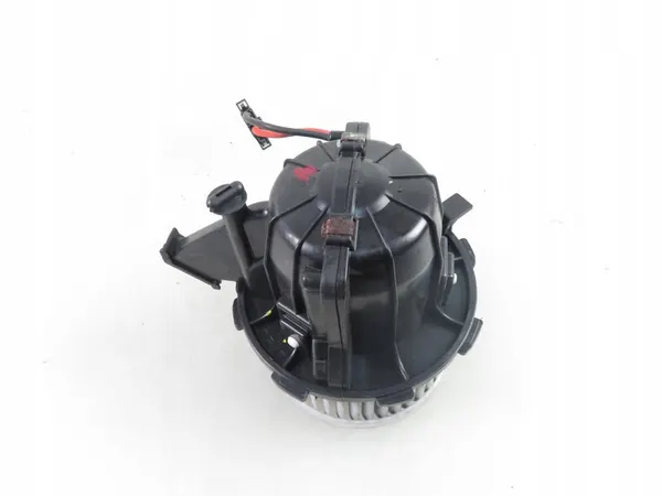 AUDI A4 B8 A5 8T Fläkt U0851003 image 5