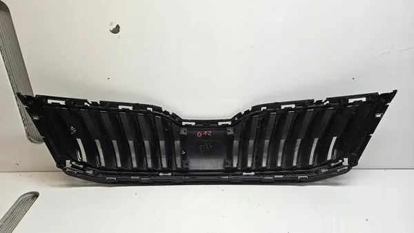 Skoda OE 5E0853653C grille cover image 5