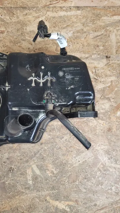 Réservoir AdBlue FORD KUGA MK3 Pompe OEM LX61-5J228-A image 3