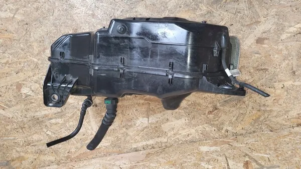 Réservoir AdBlue FORD KUGA MK3 Pompe OEM LX61-5J228-A image 4