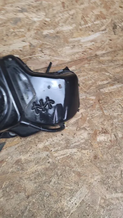 Réservoir AdBlue FORD KUGA MK3 Pompe OEM LX61-5J228-A image 7