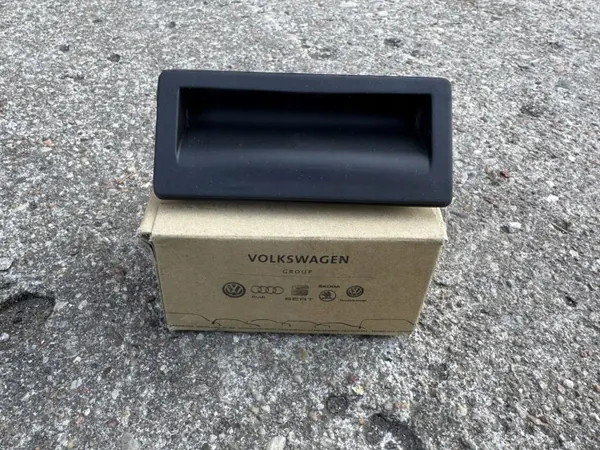 Kofferbakknop OEM 5N0827566T voor VW Tiguan I 07- image 2