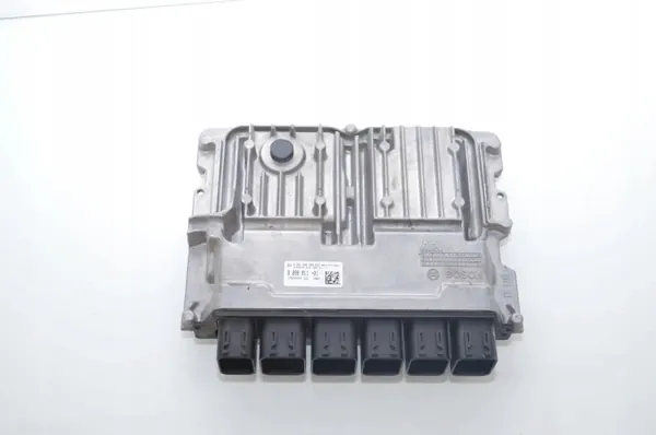 Unité de Commande Moteur BMW 5A0BA28 520d G31 image 8