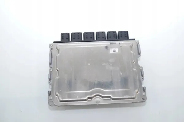 Unité de Commande Moteur BMW 5A0BA28 520d G31 image 9