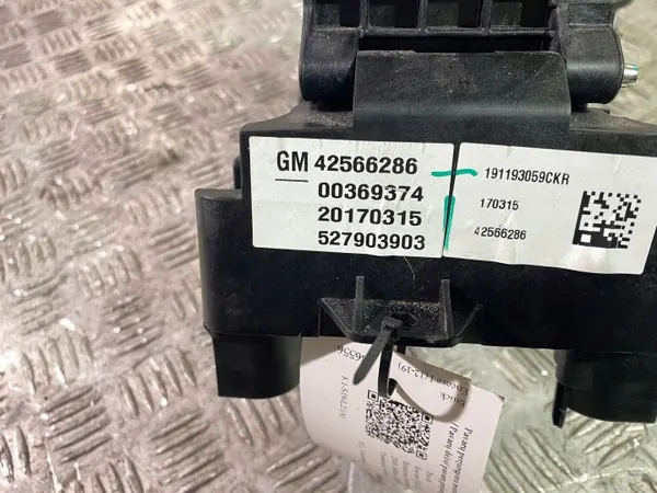 Levier de vitesse Buick Encore I 2019 OEM 42566286 - Occasion image 3