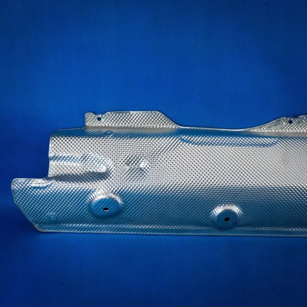 Protector térmico BMW OE 51487424936 para X5 G05 X6 G06 image 5