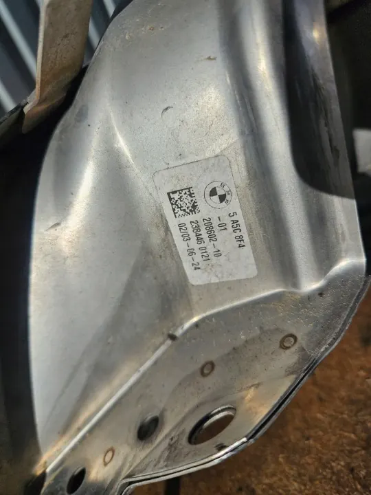 BMW OEM 5A5C8F4 208602-10 M Sport Sortie Échappement image 5