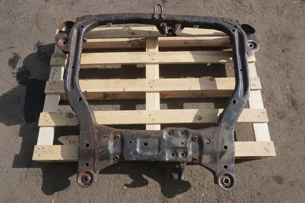 HYUNDAI i30 I 07-14 Trave di Sospensione 62405-2L000 image 10