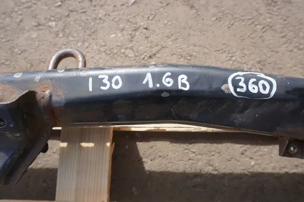 HYUNDAI i30 I 07-14 Trave di Sospensione 62405-2L000 image 2