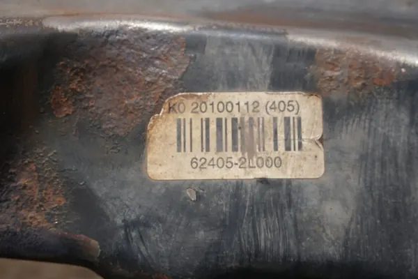 HYUNDAI i30 I 07-14 Trave di Sospensione 62405-2L000 image 5