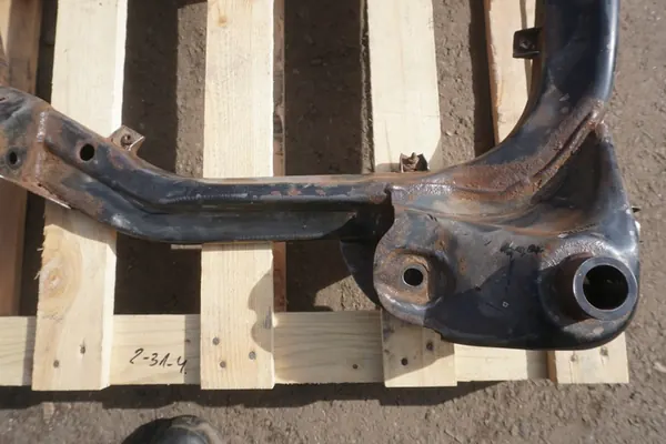 HYUNDAI i30 I 07-14 Trave di Sospensione 62405-2L000 image 6