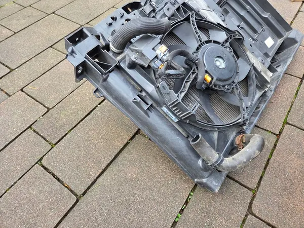 Voorste montage PEUGEOT 208 I met radiator en ventilator image 9