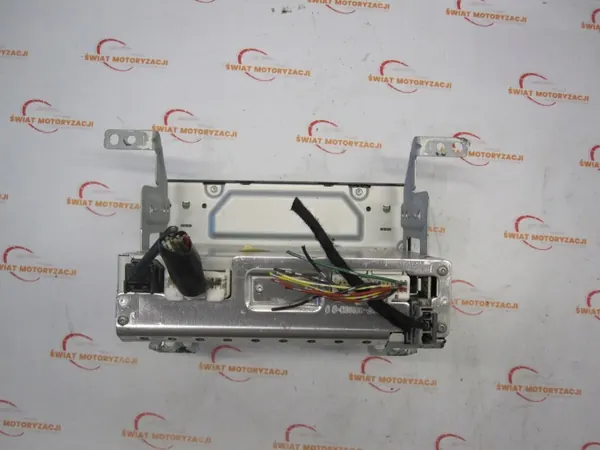 NISSAN JUKE 15r Radio CD OEM 28185BV80A image 3