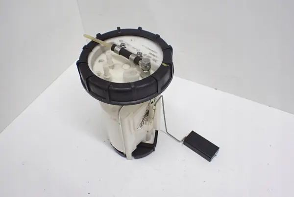 Pompe à carburant OEM 1J0919183C pour VW New Beetle image 2