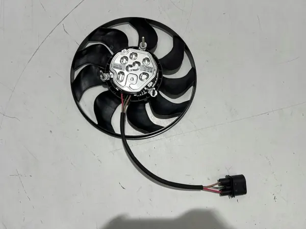 Porsche Lüfterflügel OEM 99162493903 - Gebraucht image 2