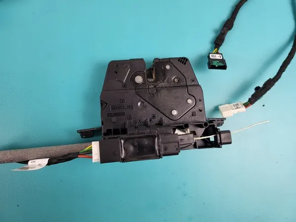 BMW 3 F31 Elektrisk Baklucka Modul OEM image 5