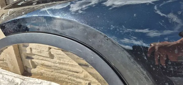 Parafango anteriore BMW X1 F48 + copertura parafango sinistro OEM 7332337 image 5