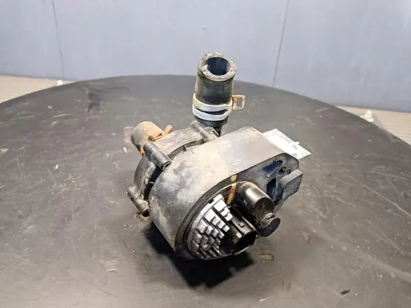 TESLA MODEL S Pompe à Eau Électrique Supplémentaire image 2