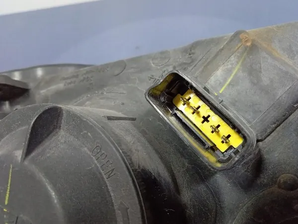 Vasen etuheijastin Nissan Almera N16 Lift EU 26060BN67A image 5