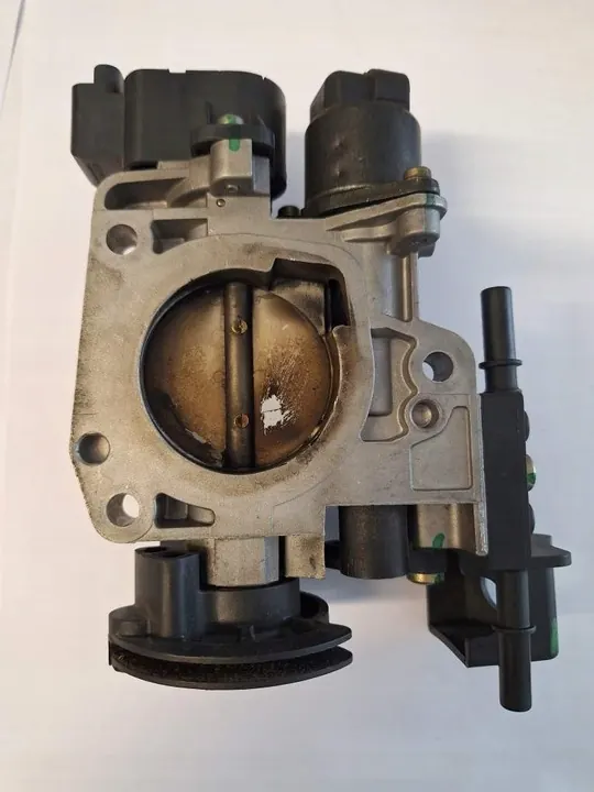 Drosselklappe Peugeot 1635J7 image 2
