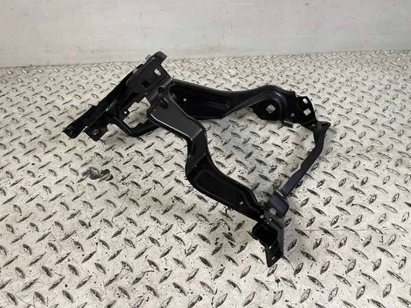 Supporto Faro Anteriore Destro Mercedes Classe C W204 OEM 204620596 image 3