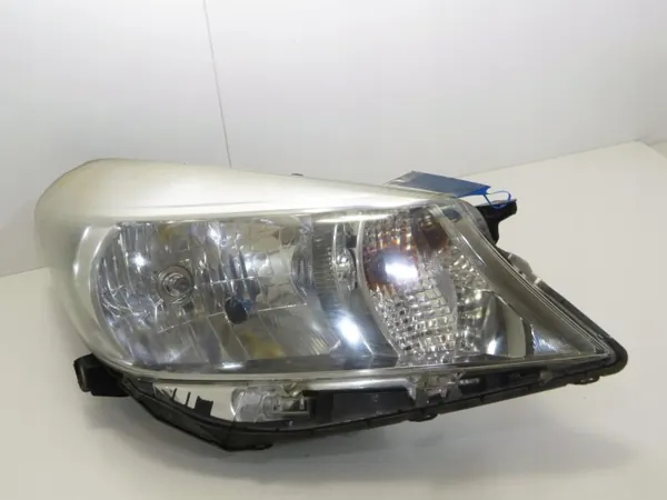 Toyota Yaris III Voor Rechter Koplamp OEM 360176553 image 2