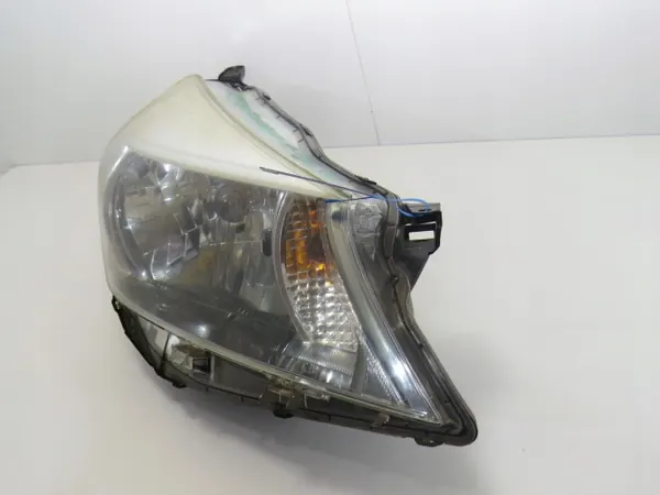 Toyota Yaris III Voor Rechter Koplamp OEM 360176553 image 4