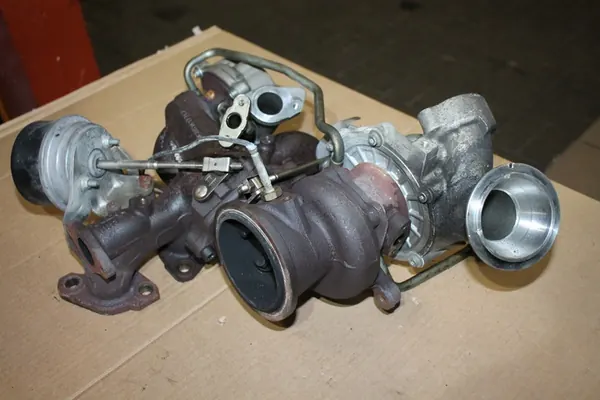 Turbocompresor VOLVO V40 V70 S80 XC70 V60 S60 XC60 image 3