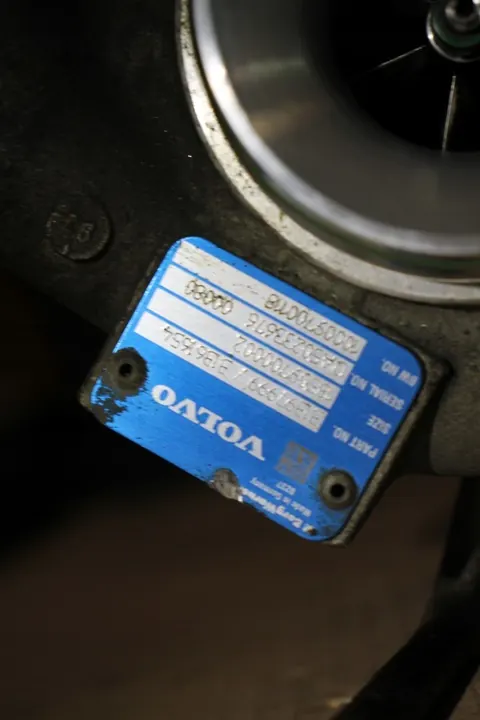 Turbocompresor VOLVO V40 V70 S80 XC70 V60 S60 XC60 image 6