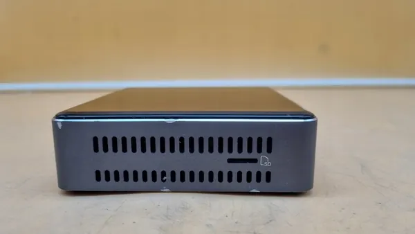 Intel NUC7i5BNB Mini PC i5 7ª Generazione image 5