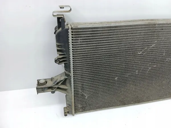 Radiateur d'eau Volvo V70 2006 OEM AMD158698 image 5