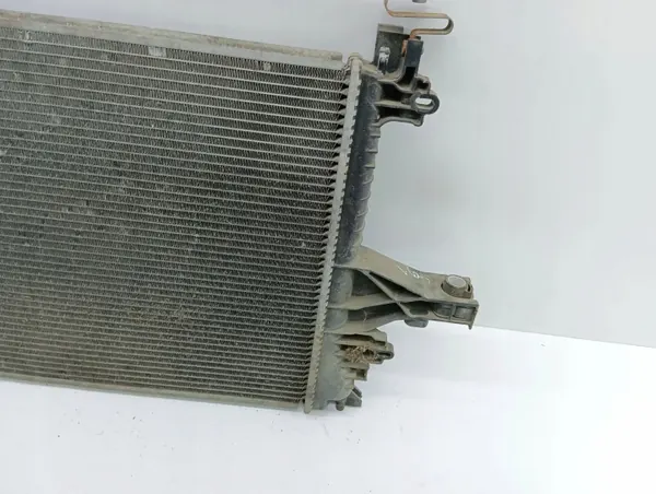 Radiateur d'eau Volvo V70 2006 OEM AMD158698 image 6