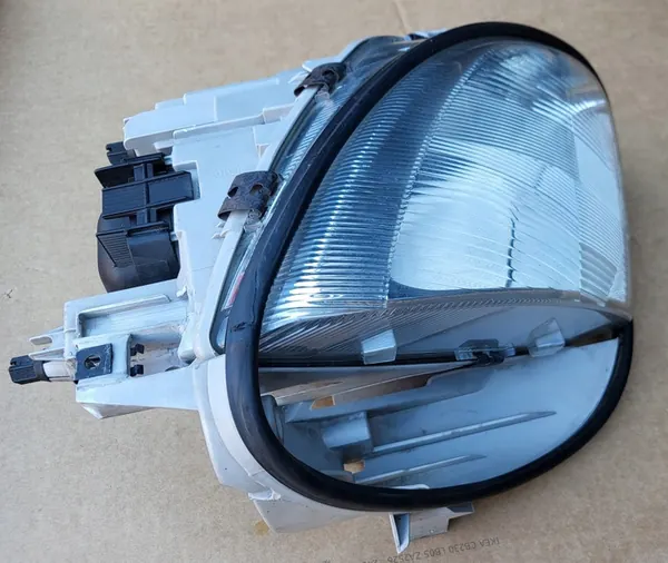 Rechter voorlicht Mercedes SLK W170 OE image 6