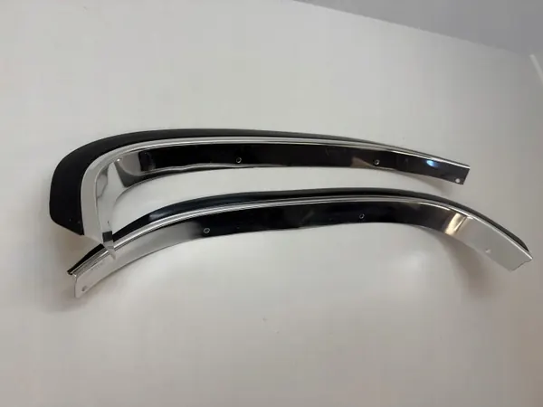 OEM LISTWASIERPBMWOE Achterdeur sikkellijsten set BMW 3 E30 image 3