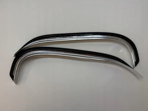 OEM LISTWASIERPBMWOE Achterdeur sikkellijsten set BMW 3 E30 image 6