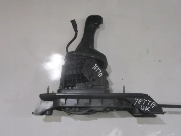 Palanca de cambios OEM 5K2713025BR para VW Jetta image 4