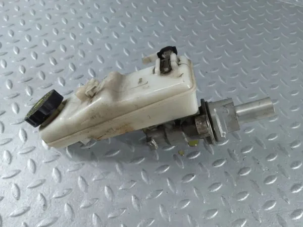 Bremsflüssigkeitsbehälter Toyota Avensis OEM 0204255239 image 3