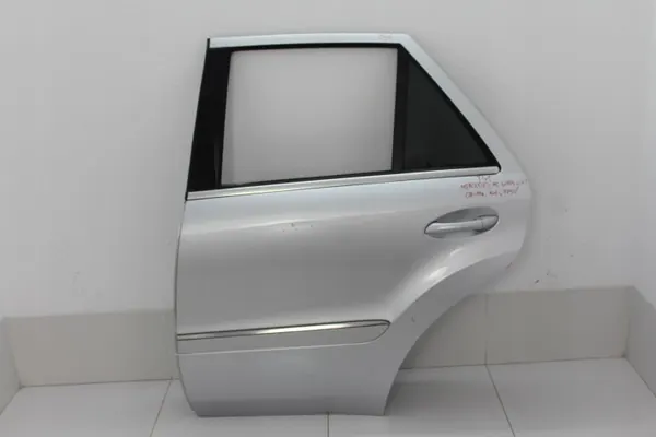 Vänster bakdörr OEM 360214774 Mercedes W164 image 9