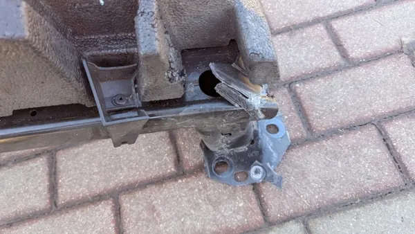 OEM Etupuskurin Vahvike Renault Captur II:lle image 4