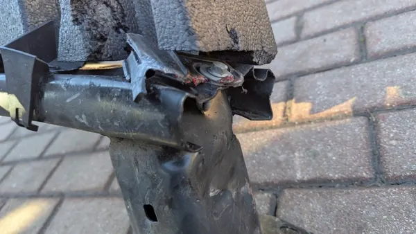 OEM Etupuskurin Vahvike Renault Captur II:lle image 5