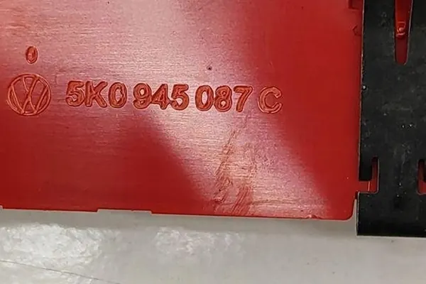 Lisäjarruvalo VW 5K0945087C image 2