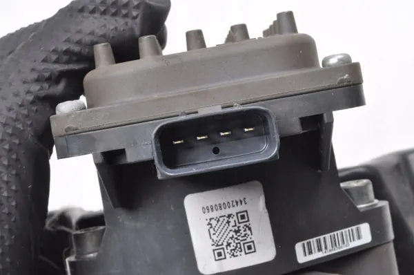 Bomba de aceite caja Toyota Prius IV 1.8 Híbrido OEM 393645 image 3