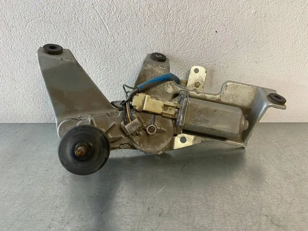 Subaru Forester II Heckwischermotor OEM 34997 image 3