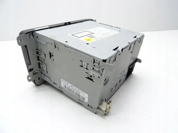 Radio CD OEM 1K0035186AA pour VW Golf VI Passat image 6