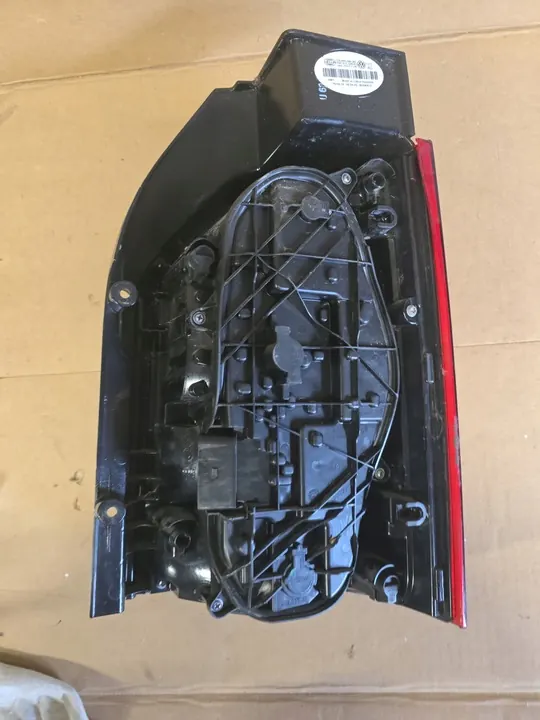 Volkswagen Transporter T6 2019 Luz Trasera Izquierda image 4