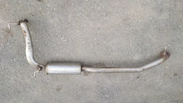 OEM wydech ufo 2.2 srodkowy Keskivaimennin Honda image 3