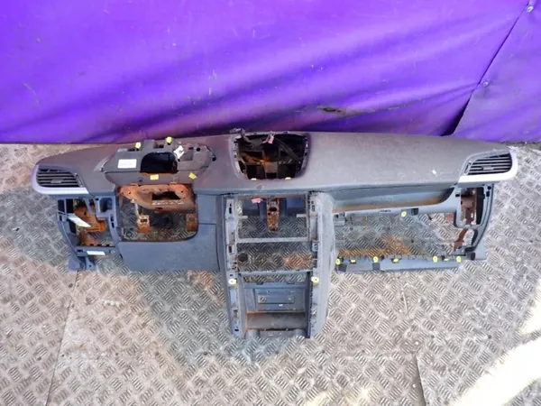 Dashboard OEM Zawada-324124- voor Peugeot 207 5D 06-09 image 2