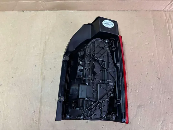 LÁMPARA TRASERA IZQUIERDA VW TRANSPORTER 7E0945095AD image 3