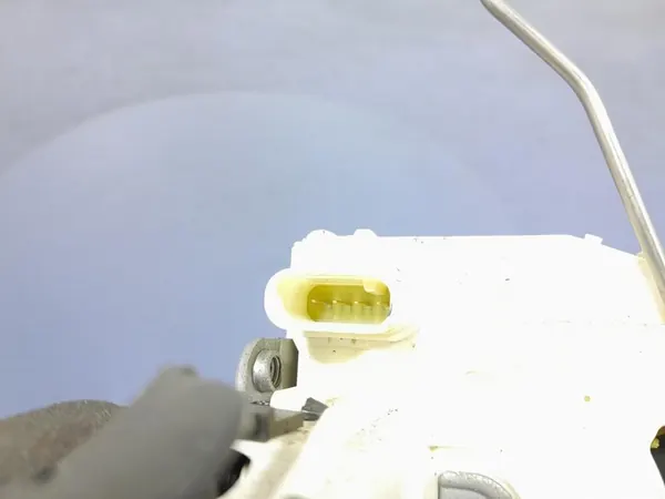 Mercedes C W204 Främre Vänster Dörrlås 4 Pin EU A2047202735 image 6